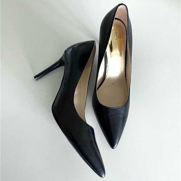 Marc Fisher Black Pointed Toe Pumps for Work - Picture 2 of 5